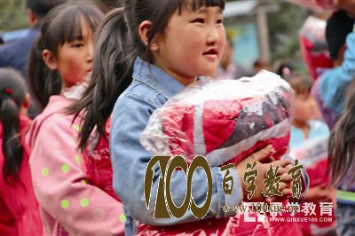 浙江让爱心汇聚乡间!助力教育发展!