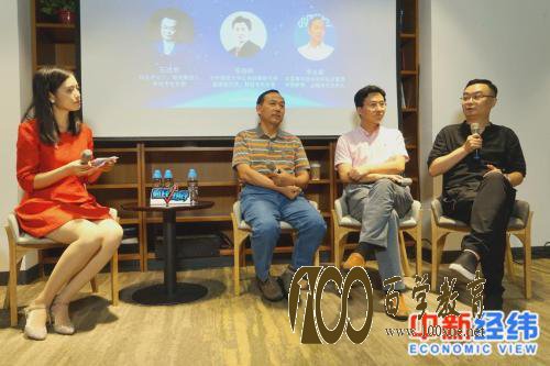 “开学经济”下1200生活费太少,大学生生活费该给多少?