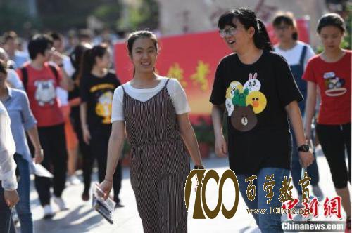 00后的时代已经来临,00后大学生个个成绩优秀