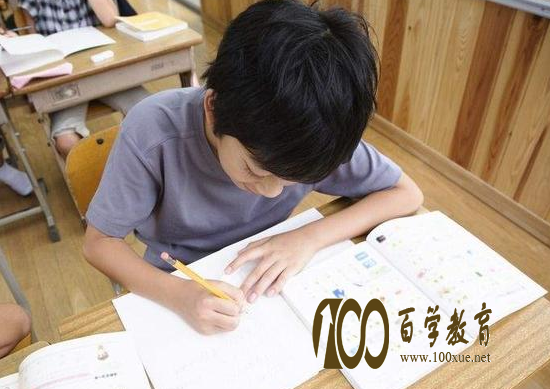孩子抱怨家庭作业太多,家长应该怎样处理?