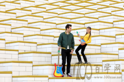 ָ߼ЯMARK RONSON϶ͯ硱