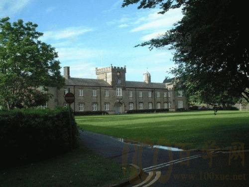 英国桑德兰大学